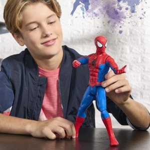 Figurina de Actiune Spider-Man Titan, Hasbro, 30 cm, Culoare Rosie-Albastra - Img 3