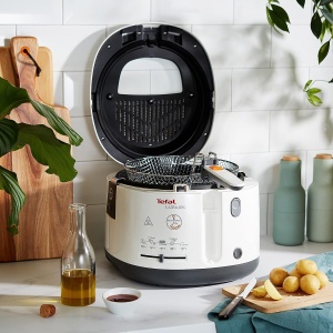 Friteuza Tefal FF1631 Filtra One | 1.900 W | Capacitate 1,2 kg | Sistem de ulei curat | Strecuratoare pentru reziduuri de prajit | Izolat termic | Alb sigur pentru masina de spalat vase - Img 2