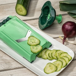 Genius Nicer Dicer Chef Speed Slicer Feliator reglabil incl. buncar la indemana (2 bucati) - pentru taierea feliilor subtiri (1-5mm) - Feliator de castraveti Feliator de legume Feliator de legume, verde - Img 6