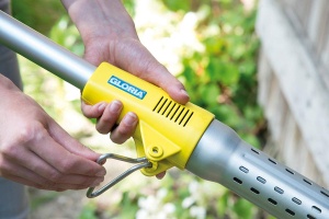 GLORIA Thermoflamm bio Electro - Erbicid electric cu jet de caldura de 650 degC | Arzator de buruieni fara substante chimice | Curatator de chit si arzator cu flacara pentru trotuare, alei, terase si gradini - Img 3