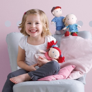 HABA 5737 - Papusa Mirli soft rag doll pentru bebelusi de la 6 luni pentru a se juca imbratisa si confort cadou pentru nastere si botez livrat in cuti - Img 5