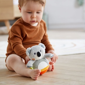 HABA Stehauffigur Koala 1306656001 Jucarie pentru Bebelusi 6 luni cu Sunete si Elemente de Motorica - Img 6