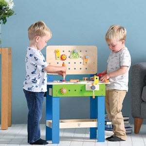 Hape Meister-Werkbench | Banca de instrumente din lemn premiata pentru copii Joc de jucarie Constructie creativa, atelier reglabil pe inaltime de 35 de piese pentru copii mici - Img 6