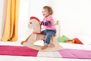 Hape Schaukelpferd din Lemn pentru Copii Reglabil cu Protectie si Spatar Detasabil - Img 3