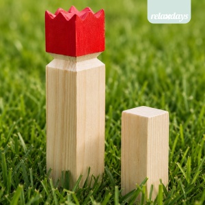 Joc de exterior Kubb Relaxdays din lemn de pin, 2-12 jucatori, cu 30 cm regele rosu - Img 6