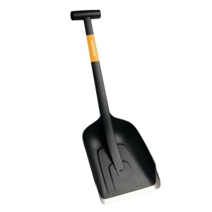 Lopata pentru zapada auto Fiskars Plus 1079857, compacta, 63 cm, negru-portocaliu - Img 3