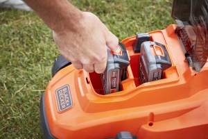 Masina de tuns iarba BLACKDECKER BCMW3318N, 2x18V, 33 cm, pentru suprafete pana la 250 m - Img 8