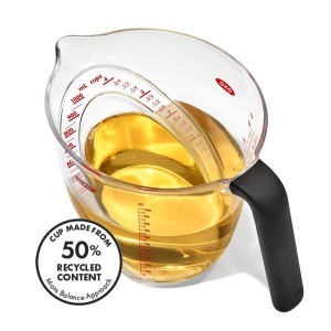 OXO Good Grips Cana de masurat 1L Design ergonomic Graduatie inclinata - Img 3