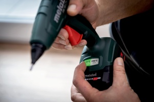 Pistol de lipit cu acumulator Metabo HK 18 LTX 20, 18V, 11 mm, 2 temperaturi - Img 6
