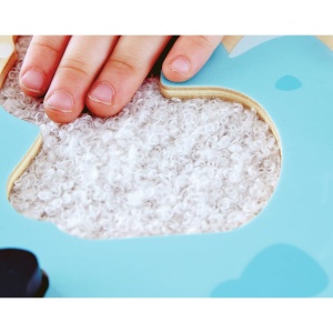 Puzzle senzorial Hape E1620 Polartiere cu animale polare si materiale tactile - Img 2