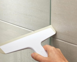 Racleta pentru dus Joseph Joseph Duo Slimline, alba, design compact - Img 6