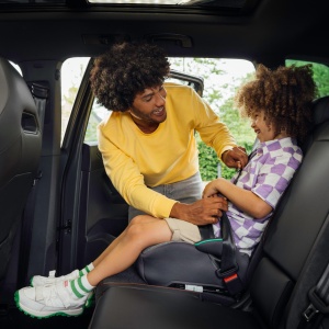 Scaun auto Bebeconfort Manga i-Fix, ISOFIX, pentru copii 6-12 ani, 22-36 kg, Negru - Img 9