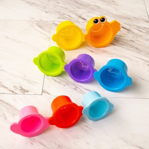Set de baie de 15 piese Bright Starts, Splash, Splash Baby - carte impermeabila, ratuste de cauciuc, jucarii pentru animale de companie si cani de stivuire, unisex, 6 luni+ - Img 5