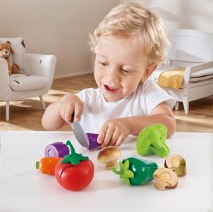Set de Joaca Hape E3161 Legume Colorate Accesorii pentru Bucatarie Recomandat 3 - Img 6