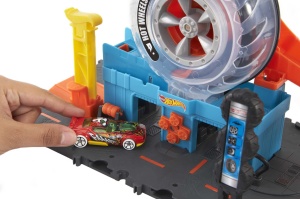 Set de Joaca Hot Wheels City Super Reifenshop, 1 Vehicul Inclus, 4-8 Ani - Img 5