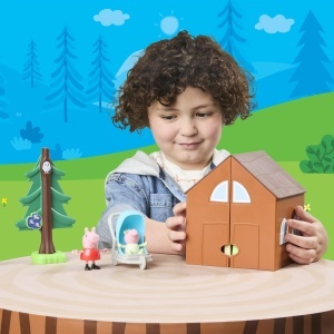 Set de Joaca Peppa Pig - Excursie la Cabana cu 2 Figurine si 6 Accesorii - Img 3