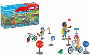 Set de Joaca PLAYMOBIL City Life 71332 - Parcurs cu Biciclete, 34 Piese, pentru Copii de la 4 Ani