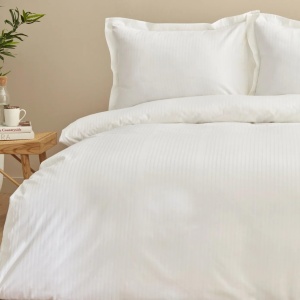 Set de lenjerie de pat Karaca Home Uniq, 100 bumbac satin, 3 piese, alb - Img 2
