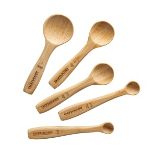 Set de linguri de masurare Fackelmann 5 piese din lemn FSC pentru condimente si ingrediente uscate