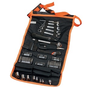 Set de unelte auto BLACKDECKER A7063, 77 piese, cu rola de transport