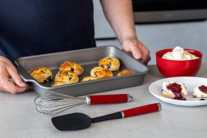 Set universal de coacere KitchenAid (2 bucati) - Rosu imperiu - Img 8