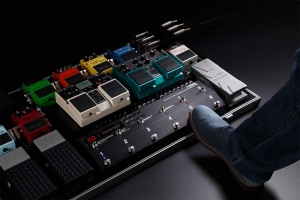 Sistem de Comutare Efecte BOSS ES-8, 8 Loop-uri, Control MIDI - Img 2