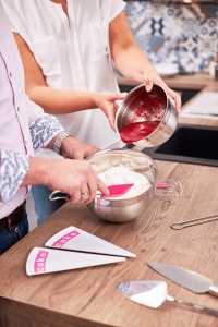 Spatula pentru aluat ROSLE Pink Charity Edition, 26 cm, silicon si otel inoxidabil - Img 5
