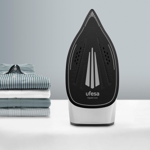Statie de calcat Ufesa Ingrijire digitala, 2600 W, 7 bari, abur de fier vertical si orizontal, Steam Boost 325 g, rezervor 1,5 L - Img 4