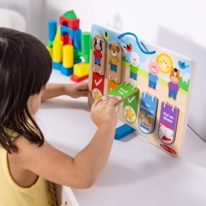 Tabla rutinei zilnice pentru copii Melissa Doug, din lemn, cu 10 activitati, 3-6 ani - Img 8
