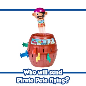TOMY Joc oficial pentru copii "Pop Up Pirate", joc de actiune de inalta calitate pentru familie, joc cu pirati pentru a rafina dexteritatea copilului tau, joc pop-up, 4+, maro - Img 5