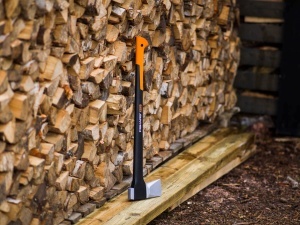 Topor Fiskars X25-XL 1015643 72 cm NegruPortocaliu Lama antiaderenta - Img 4