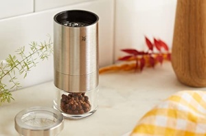 WMF Gourmet Spice Cutter 10,5 cm, Taietor de ardei iute cu unitate de taiere, Rasnita de chili, Otel inoxidabil Cromargan, Taietor pentru ierburi uscate, Condimente - Img 13