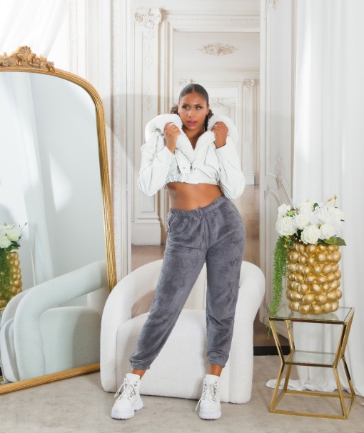Pantaloni damă jogger plușați gri, talie elastică, lejeri și confortabili