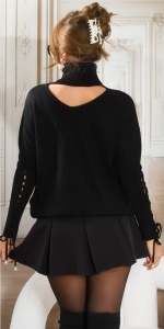 Pulover damă negru elegant cu guler tip choker și decupaj, detalii cu perle, croi lejer - Img 6