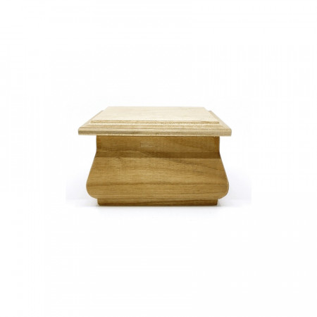 Cutiuta din lemn esenta tare si capac cu balamale, 8 x 8 x 5 cm