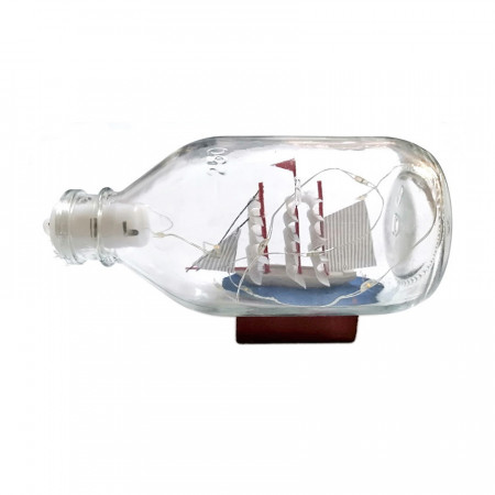 Macheta corabie in sticla, cu lumini LED pe baterie