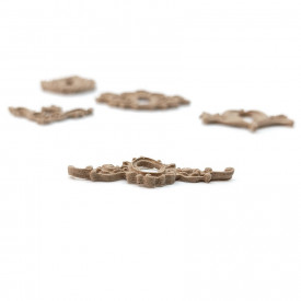 Set 5 ornamente din lemn termoplastic - gauri chei