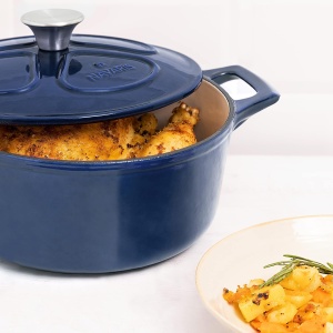 Oala fonta emailata Navaris, albastru, cu capac, pentru cuptor, plita, gaz, electric, cu inductie, cu infrarosu, 24 cm, 3.5 l - Img 3