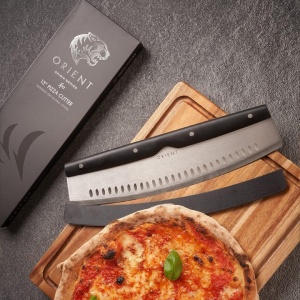 Cutit pentru pizza, Orient, Carbon Series, 34 cm, din otel inoxidabil, maner Ergo Grip, protectie lama, Negru - Img 8