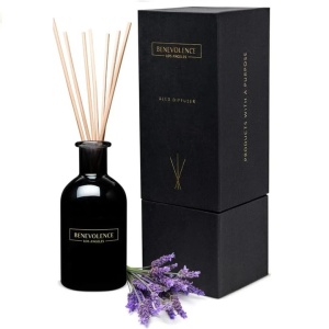 Difuzor cu betisoare Benevolence LA pentru casa, 120 ml, cu parfum relaxant de lavanda si eucalipt, cutie de cadou, Decor pentru casa