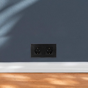 Priza dubla Navaris, inacastrabila, cu rama din aluminiu, 15.5 x 8.8 cm, design elegant, 4000W, Negru - Img 3