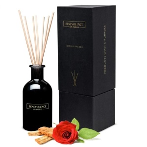 Difuzor cu betisoare Benevolence LA pentru casa, 120 ml, cu parfum relaxant de trandafir si lemn de santal, cutie de cadou, Decor pentru casa