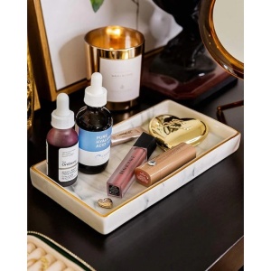 Tava decorativa din ceramica pentru baie si masa de toaleta, cu finisaj alb de marmura, pentru lumanari si bijuterii, Suport elegant pentru parfumuri si accesorii, 23 x 11.5 x 2.5 cm - Img 4
