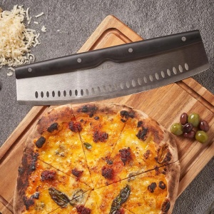 Cutit pentru pizza, Orient, Carbon Series, 34 cm, din otel inoxidabil, maner Ergo Grip, protectie lama, Negru - Img 2