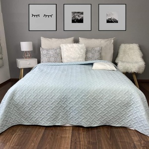 Cuvertura de pat si canapea matlasata HOMELEVEL, 170 x 220 cm, poliester, Verde menta