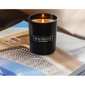 Lumanare parfumata, Benevolence LA, aroma de lemn Oud, 100% naturale, 170 g, ardere 35h, set - Img 6