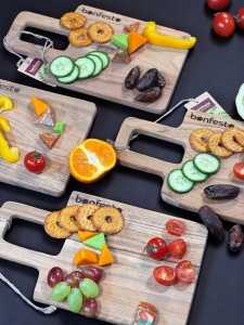 Set 4 platouri de servire hamburger, cu maner din lemn natural de Acacia, Bonfesto®, 25 x 15 x 1 cm - Img 2