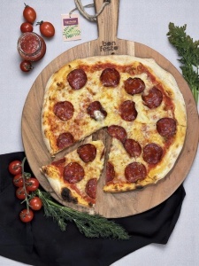 Tocator rotund cu maner din lemn natural de Acacia, Bonfesto®, servire pizza, 50 x 40 x 1.5 cm