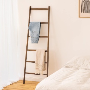 Suport pentru prosoape Navaris, tip scara, din bambus, 6 trepte, 170 x 56 cm, Maro inchis - Img 6