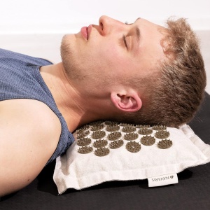 Set de masaj acupresura Navaris, perna si saltea, realizate din in ecologic, fibre de cocos si coji de hrisca, pentru reducerea tensiunii, relaxare profunda si revitalizare, geanta de trasnport, Bej - Img 5
